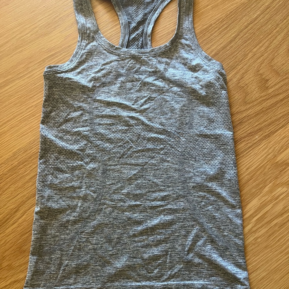 Lululemon Racerback Grey Tank swiftly tech